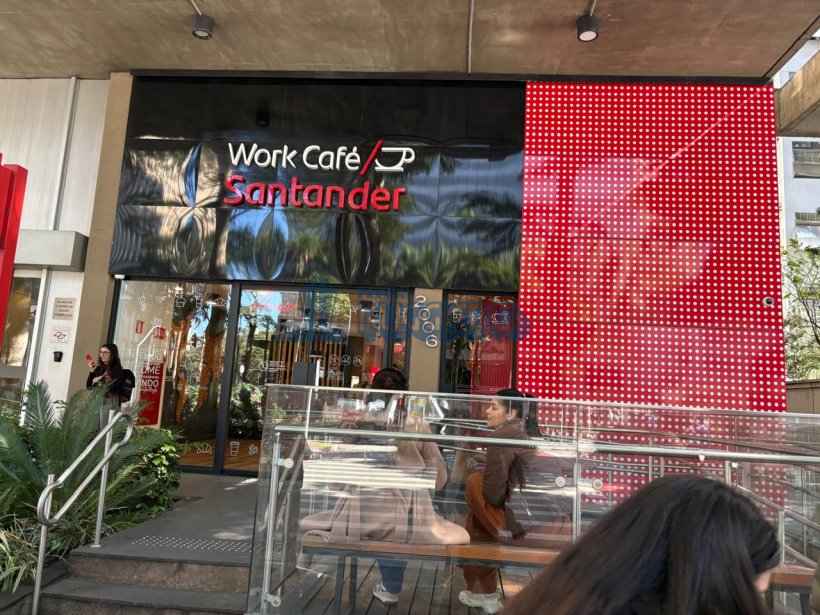 Loja de esquina para locação em um dos endereços corporativos mais valorizados de São Paulo