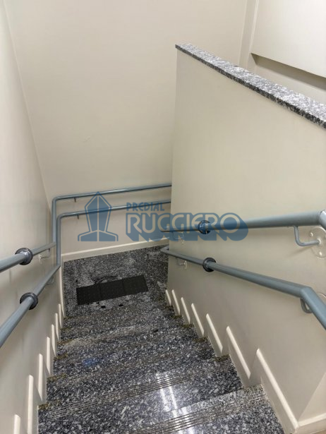 Loja de esquina para locação em um dos endereços corporativos mais valorizados de São Paulo